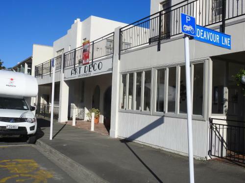 Art Deco Apartments