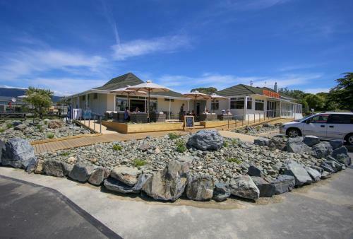 Tahuna Beach Kiwi Holiday Park And Motel