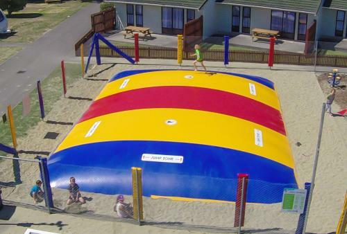 Tahuna Beach Kiwi Holiday Park And Motel