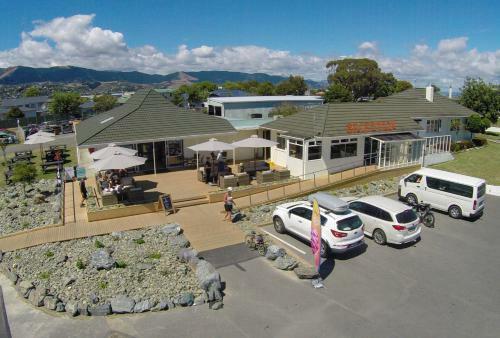 Tahuna Beach Kiwi Holiday Park And Motel