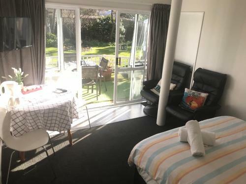 Hostal Sandy Feet Accommodation