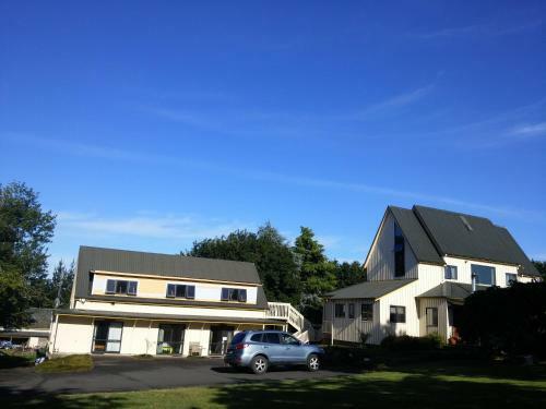 Hamilton Golf Lodge
