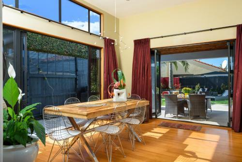 Bed & Breakfast Provence In Papamoa