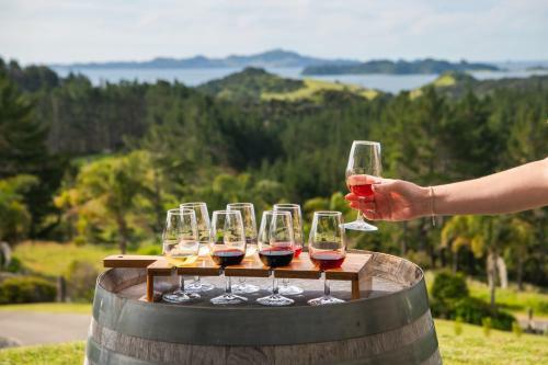 Vineyard Cottage - Paroa Bay Winery