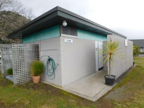 Motutere Bay Holiday Park