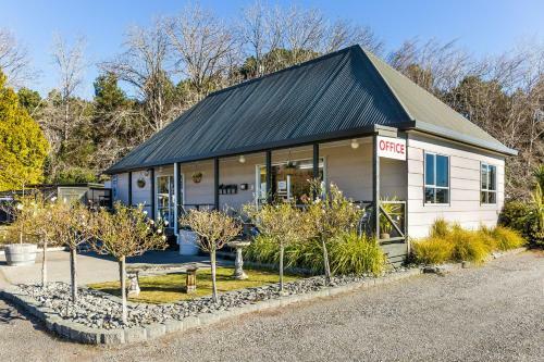 Motutere Bay Holiday Park