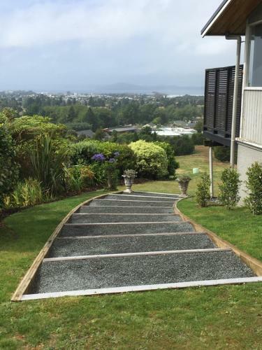 Pohutu Vista B&B