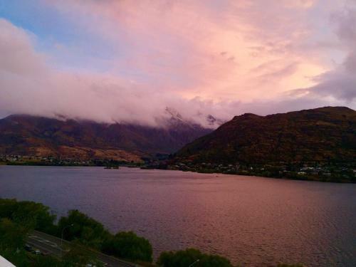De Lavender Lakeview B & B