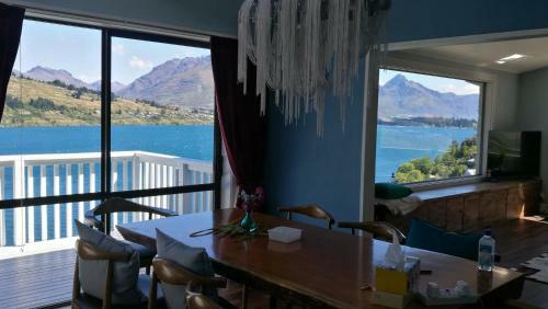 De Lavender Lakeview B & B