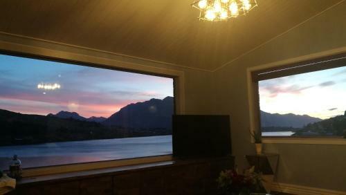 De Lavender Lakeview B & B