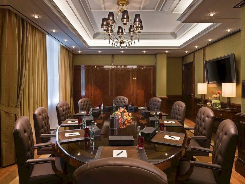 Hotel Breidenbacher Hof (deluxe)
