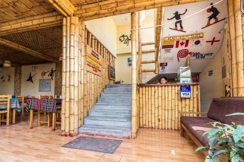 Hostal La Casa De Bamboo