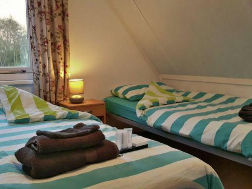Cozy Holiday Home In Zonnemaire With Garden