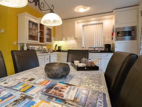 Cozy Holiday Home In Zonnemaire With Garden