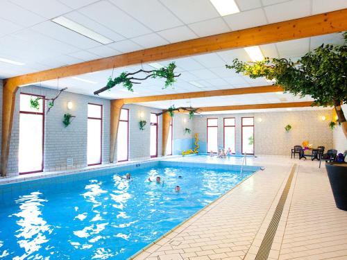 Hotel Holiday Home Type B.25
