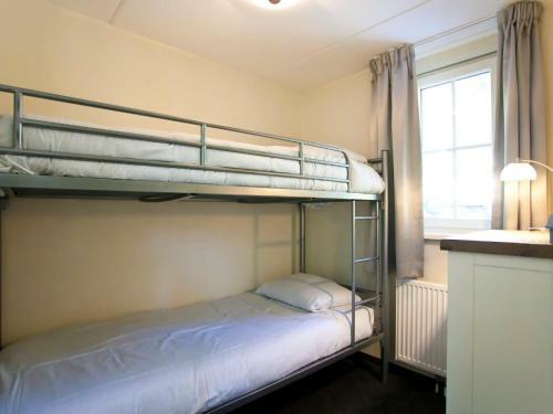 Hotel Holiday Home H8.18