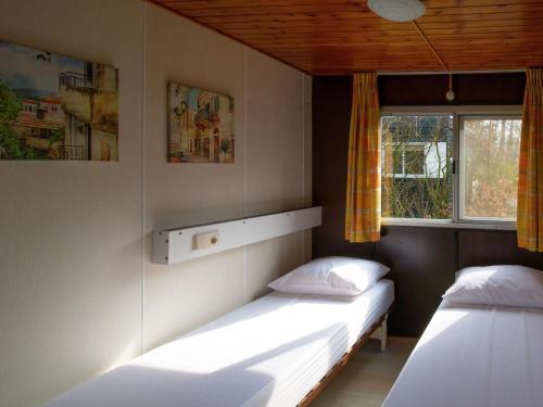 Holiday Home Chaletpark Kuiperberg I