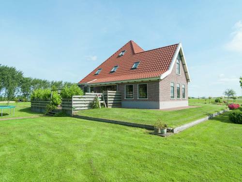 Modern Holiday Home In Schagerbrug With Jaccuzi