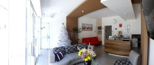 Hotel Hostal Gazu