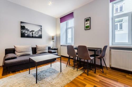 Eh Apartments - G�rna Street