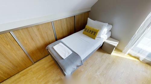 Eh Apartments - G�rna Street