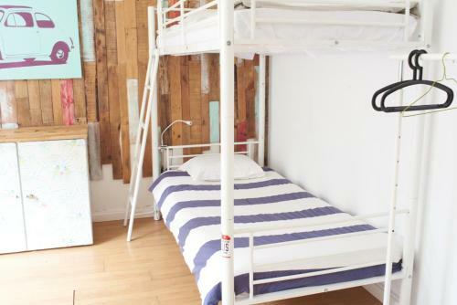 Cascais Cool Hostel Suites & Pool