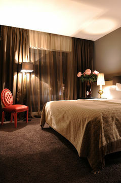 The George Hotel