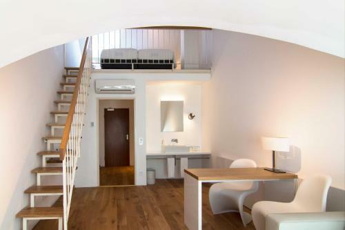 VI Vadi Hotel Downtown Munich
