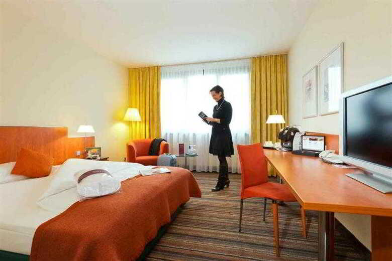 Hotel Mercure Am Messeplatz