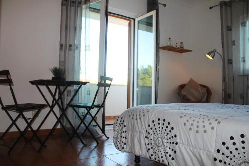 Hostal Aljezur Experiences Surf & Lounge House