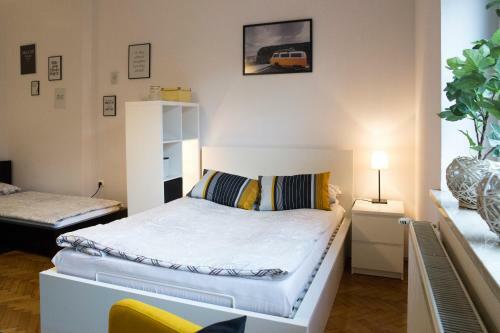 Enigma Apartments ?w. Marka