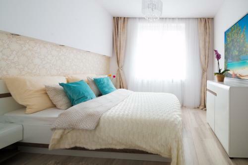 Apartament ?wi?toja?ska