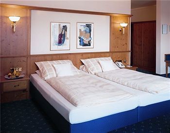 Bauer Hotel & Gasthof