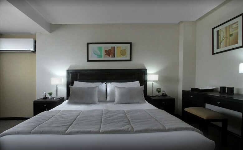 Hotel 8 De Octubre