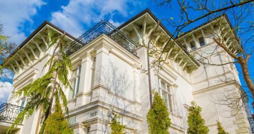 Villa Modiva