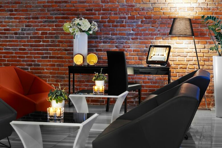 Queen Boutique Hotel