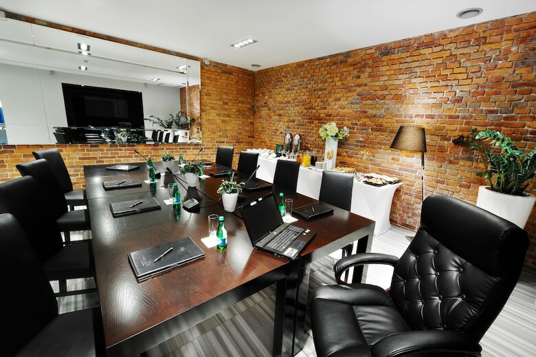 Queen Boutique Hotel