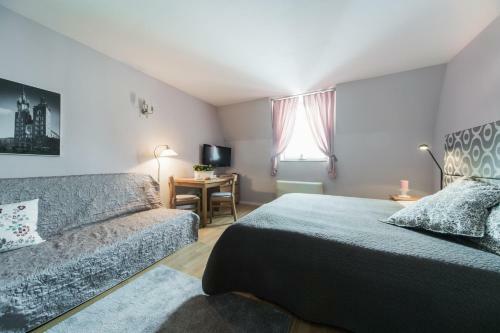 Apartwawel