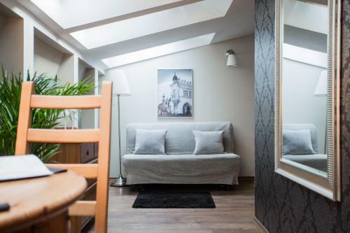 Apartwawel