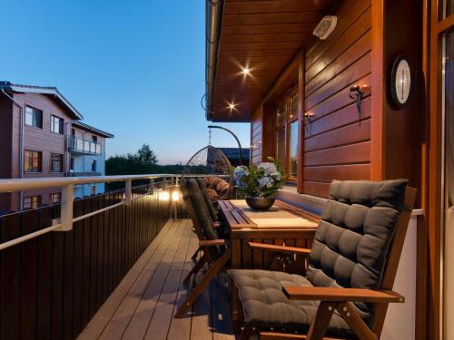 Strand Apartments