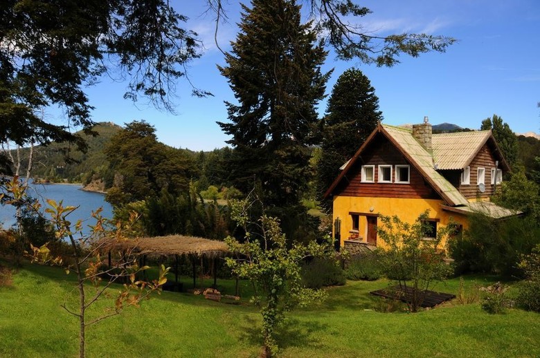 Posada Los Juncos Lake House