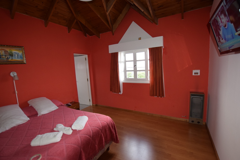 Hotel Ail�n Hoster�a