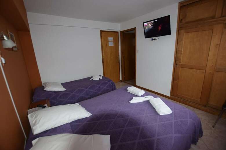 Hotel Ail�n Hoster�a