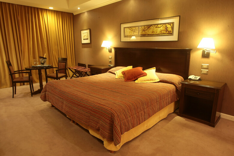 Howard Johnson Sierras Hotel & Casino