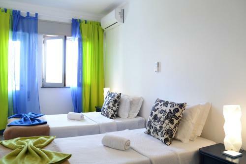 Hostal Ria Guest House