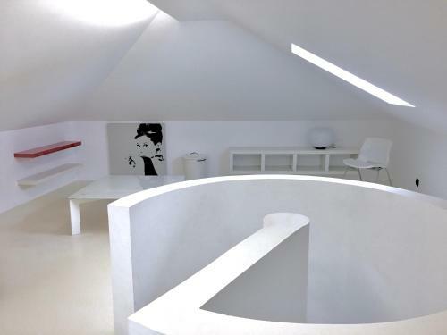 Sea Breeze Boutique House