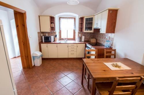 Tylova Apartments