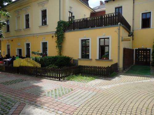 Hotel Zlat� K?�?