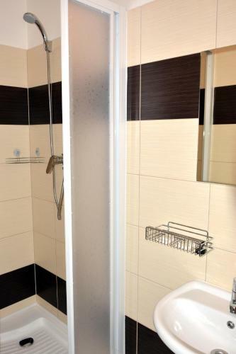 Hostal Penzion A Restaurace U Strnada