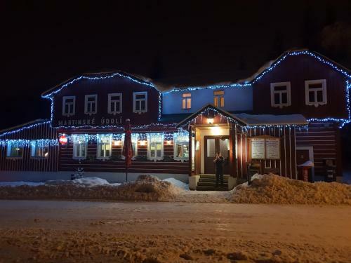 Hostal Pension Martinsk� �dol�